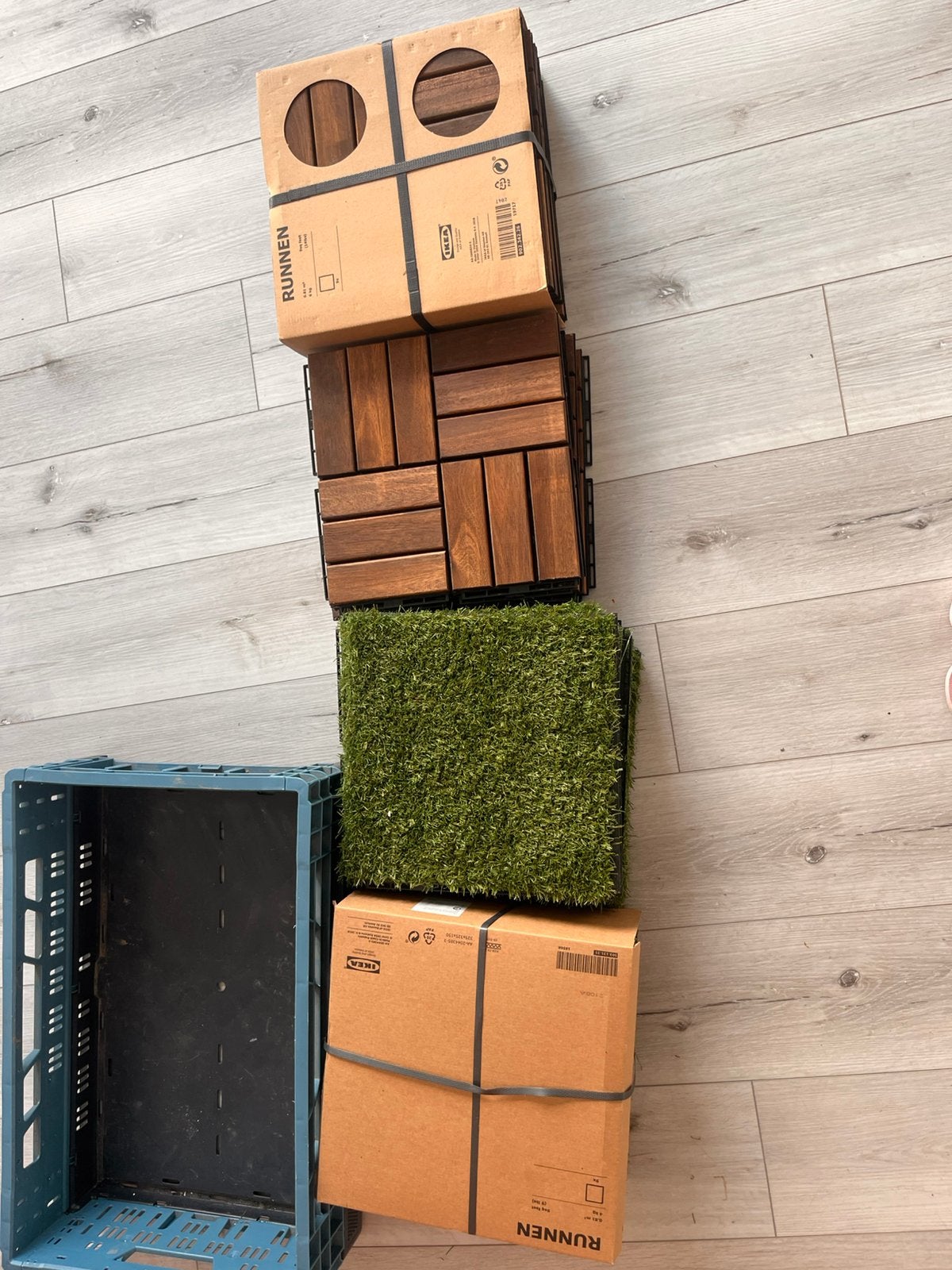 126 IKEA RUNNEN balkontegels: nieuw gras & acacia + gebruikt, Tuin en Terras, Ophalen, Zo goed als nieuw, Hout