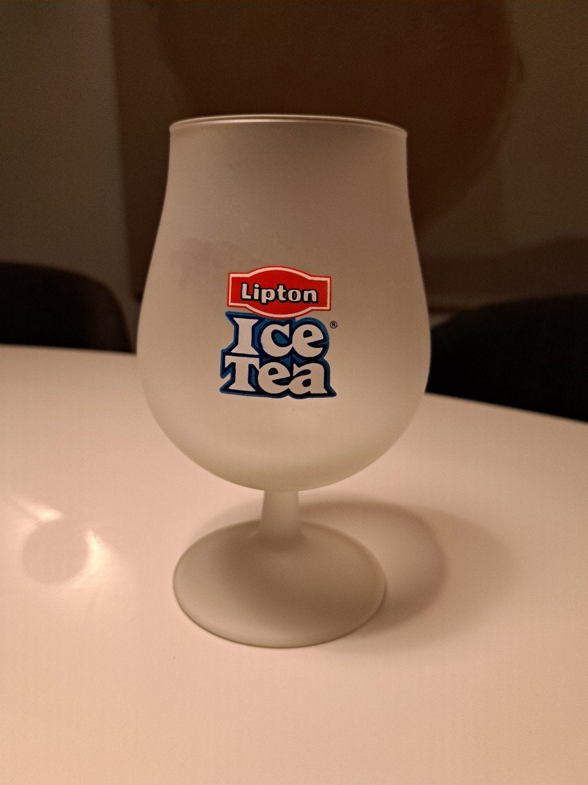Lipton Ice Tea glas - mat glas met opdruk, Ophalen, Glas of Glazen, Gebruikt, Overige merken