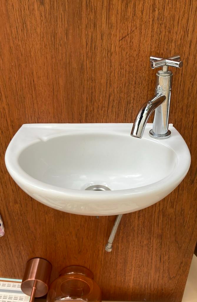 Fonteintje met kraan., Doe-het-zelf en Verbouw, Sanitair, Ophalen, Gebruikt, Kraan