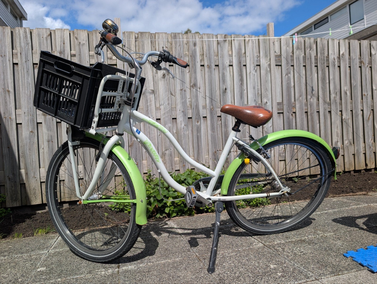 Gebruikte fiets met frame van 42 cm, Fietsen en Brommers, Fietsen | Dames | Damesfietsen, Gebruikt, Velgrem, Versnellingen, Ophalen of Verzenden