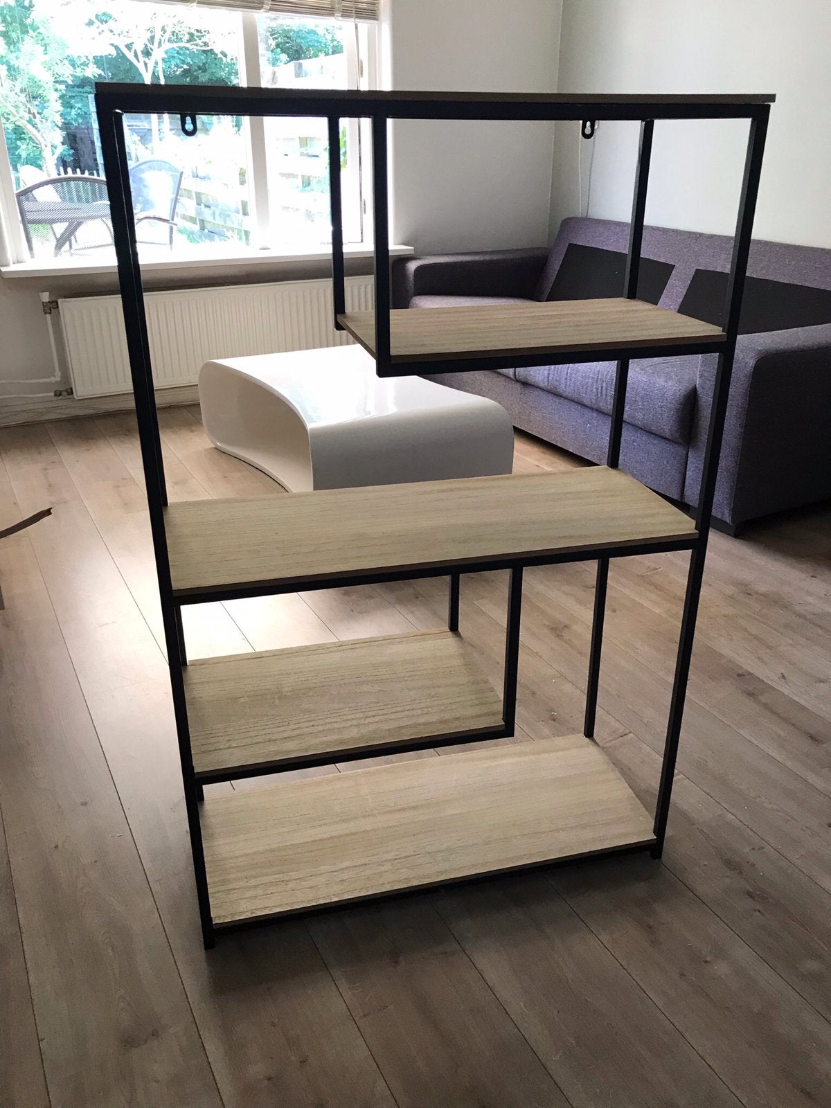 Wandkast kast beige zwart zgan ikea gamma wandmeubel, Ophalen of Verzenden, Zo goed als nieuw, 25 tot 50 cm, Minder dan 150 cm