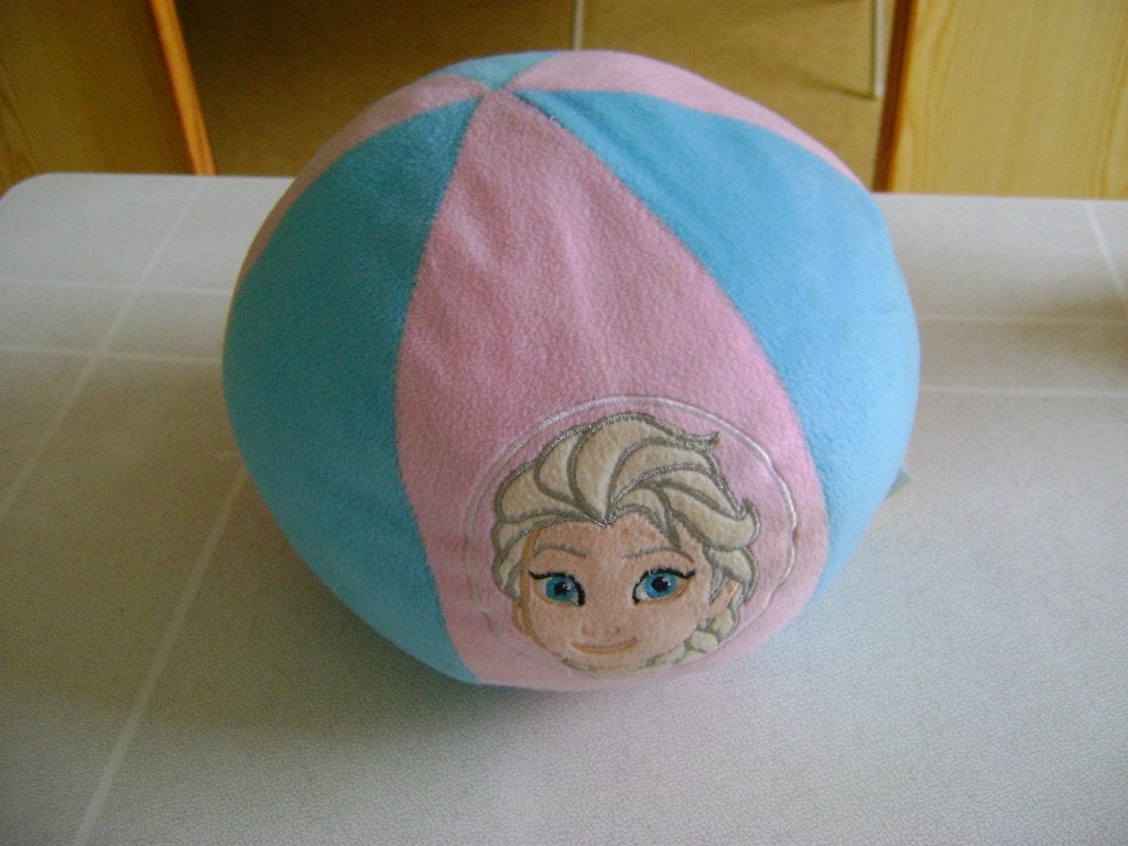blauw/roze pluche elsa bal van disney ca20cm rond van frozen, Ophalen of Verzenden, Zo goed als nieuw, Overige typen