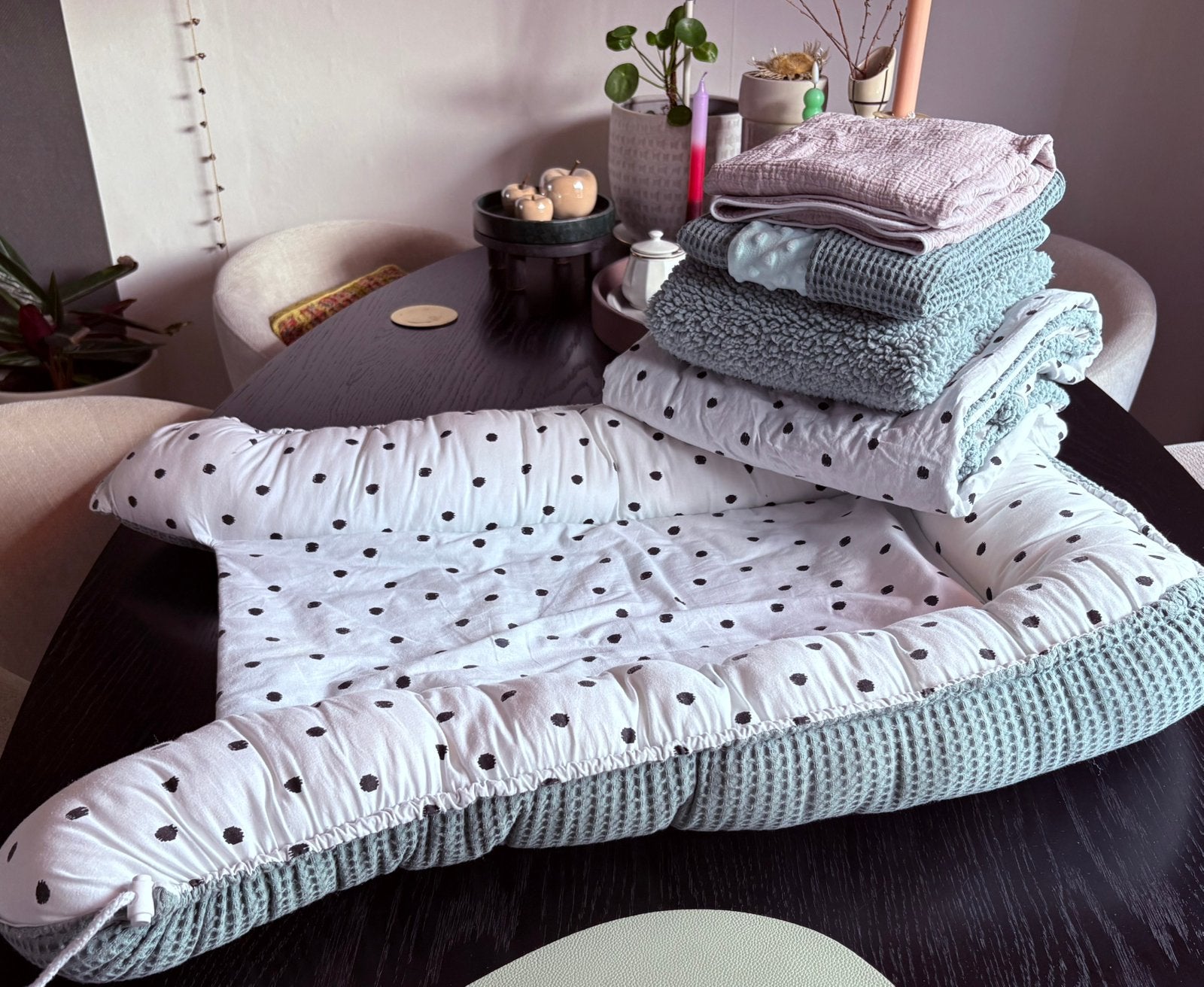 Babynestje met diverse losse dekentjes, Ophalen, Gebruikt, Minder dan 140 cm, 70 tot 85 cm