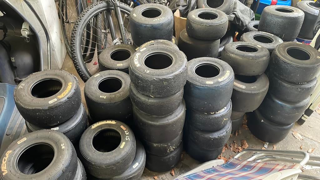 Jong gebruikte kartbanden vega/lecont, Ophalen of Verzenden, Zo goed als nieuw, Kart