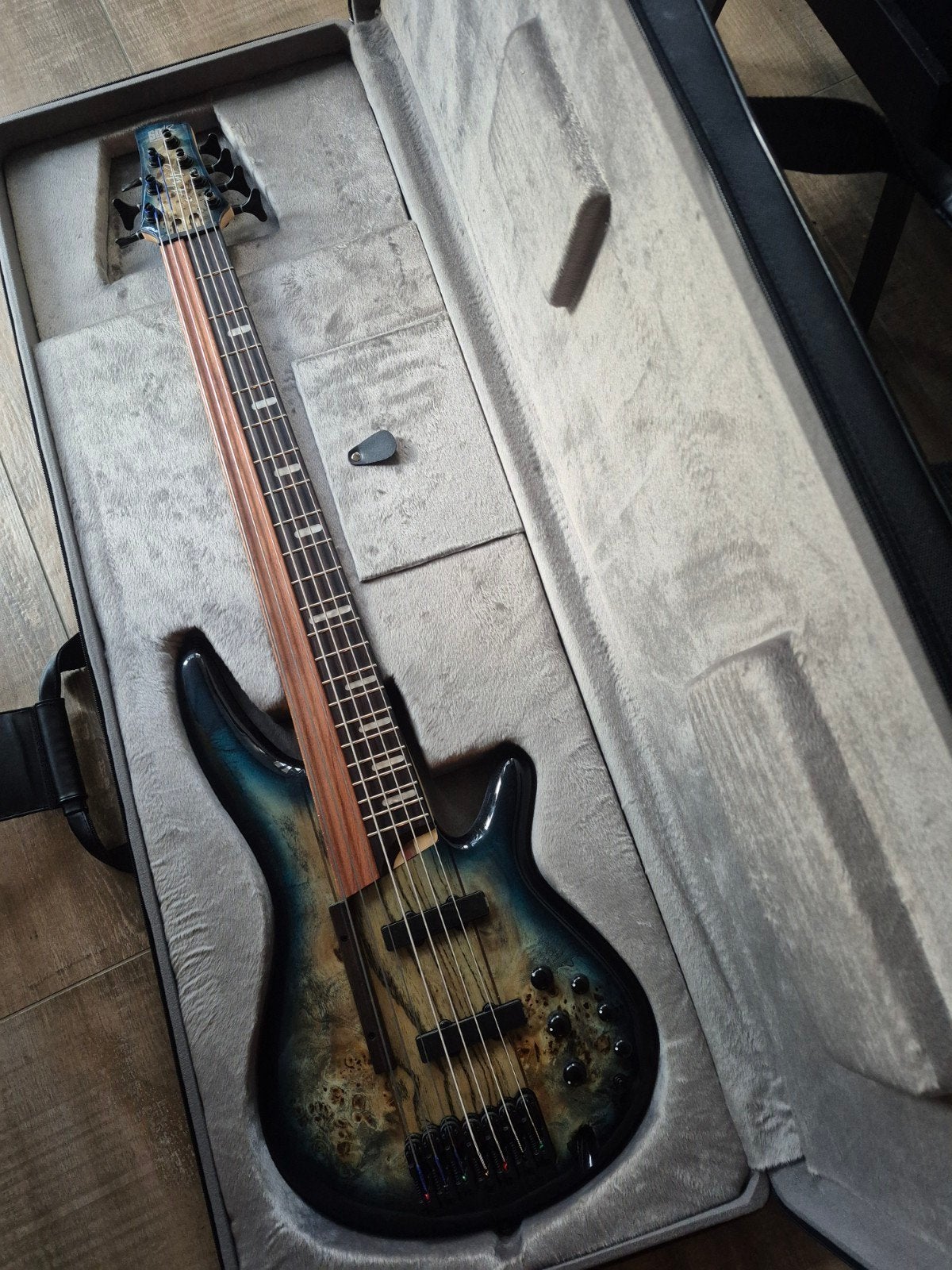 Ibanez SRAS7 - 7 snaren, Muziek en Instrumenten, Ophalen, Zo goed als nieuw, Elektrisch