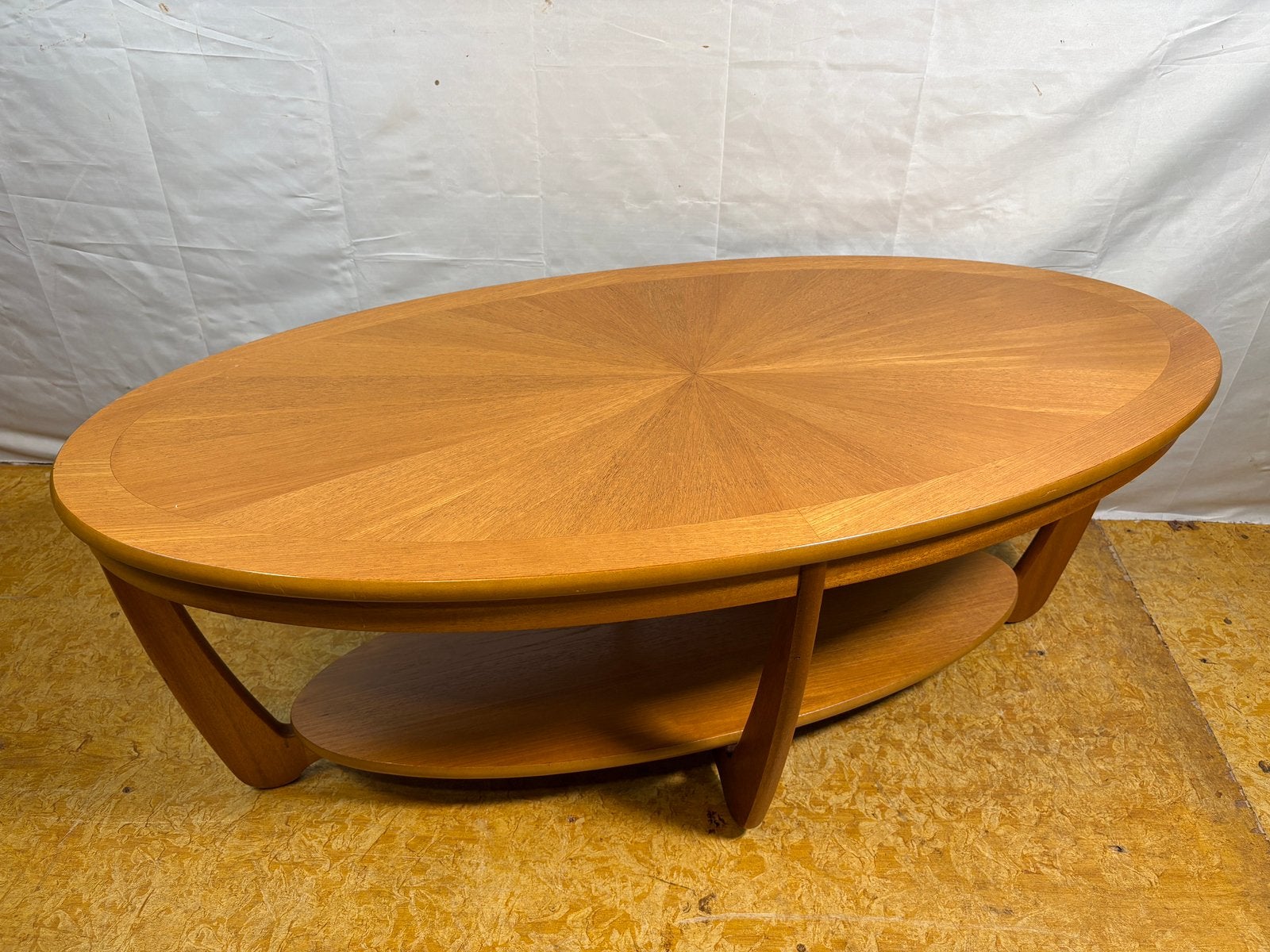 Gratis bezorging!MidCenturyVintageTeakOvaleSalontafel1960, Huis en Inrichting, Gebruikt, 100 tot 150 cm, Teakhout, Nathan