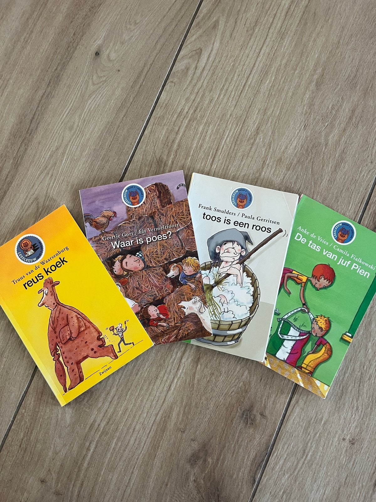 4 kinderboeken voor beginnende lezers, Ophalen of Verzenden, Zo goed als nieuw, Fictie algemeen