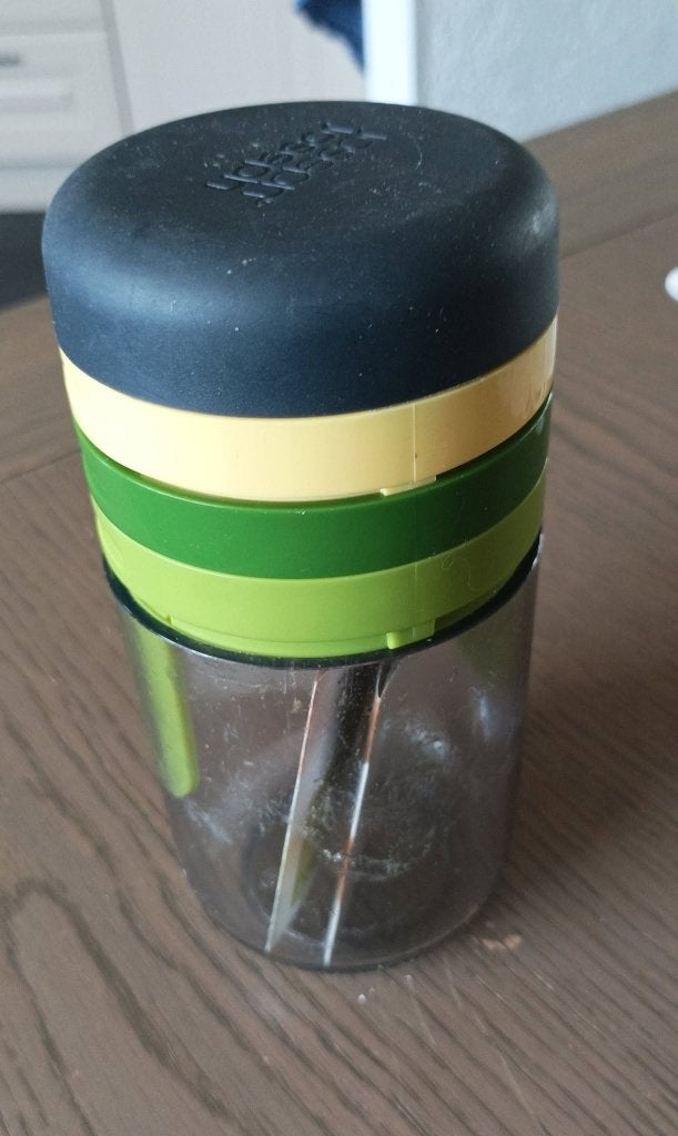 Joseph Joseph Multi-rasp met 3 opzetstukken, Huis en Inrichting, Snijmachine, Ophalen of Verzenden, Nieuw, Groen