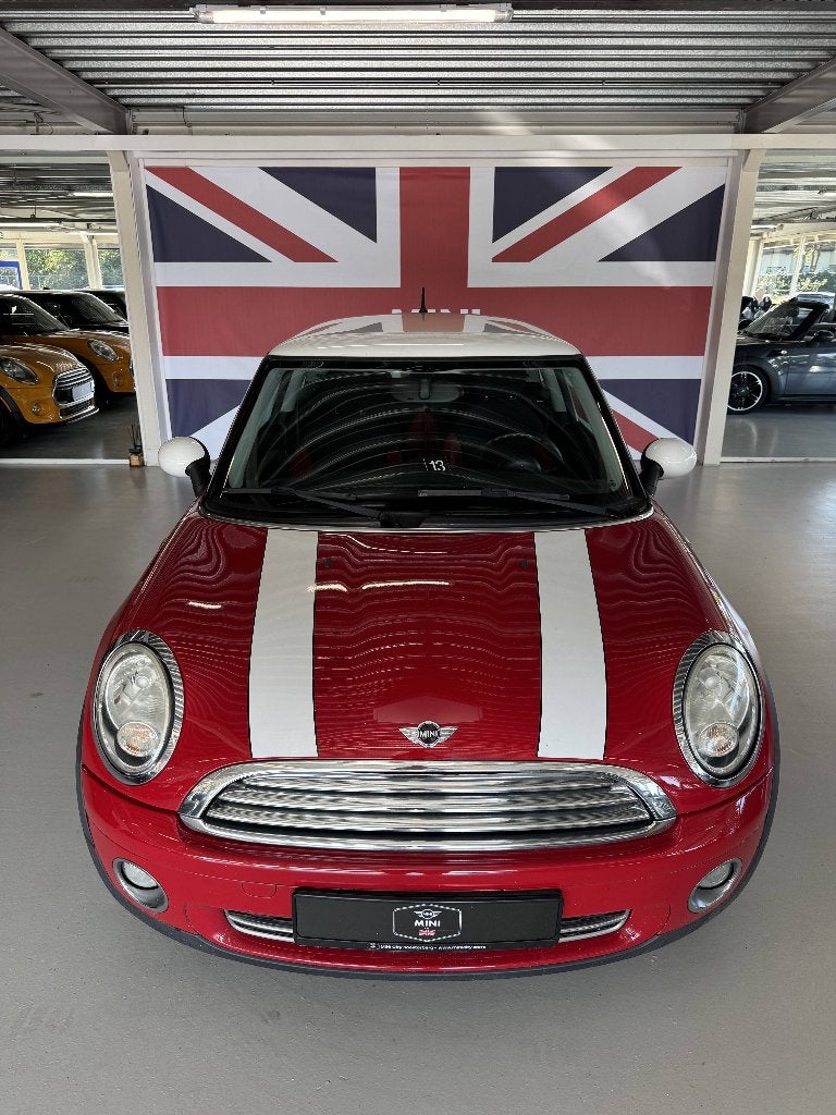 Mini 1.6 Cooper 2007 Rood ( 3 MAANDEN GARANTIE ), Voorwielaandrijving, 4 cilinders, 4 stoelen, Leder en Stof