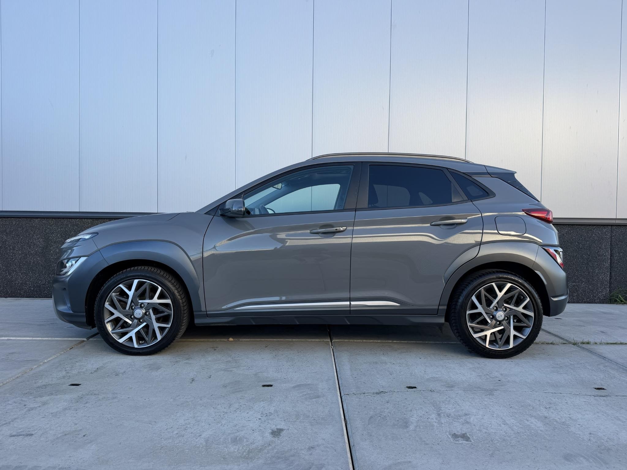 Hyundai Kona 1.6 GDI HEV Fashion Design Sky | Trekhaak | App, Dealer onderhouden, Gebruikt, Euro 6, 2 kWh