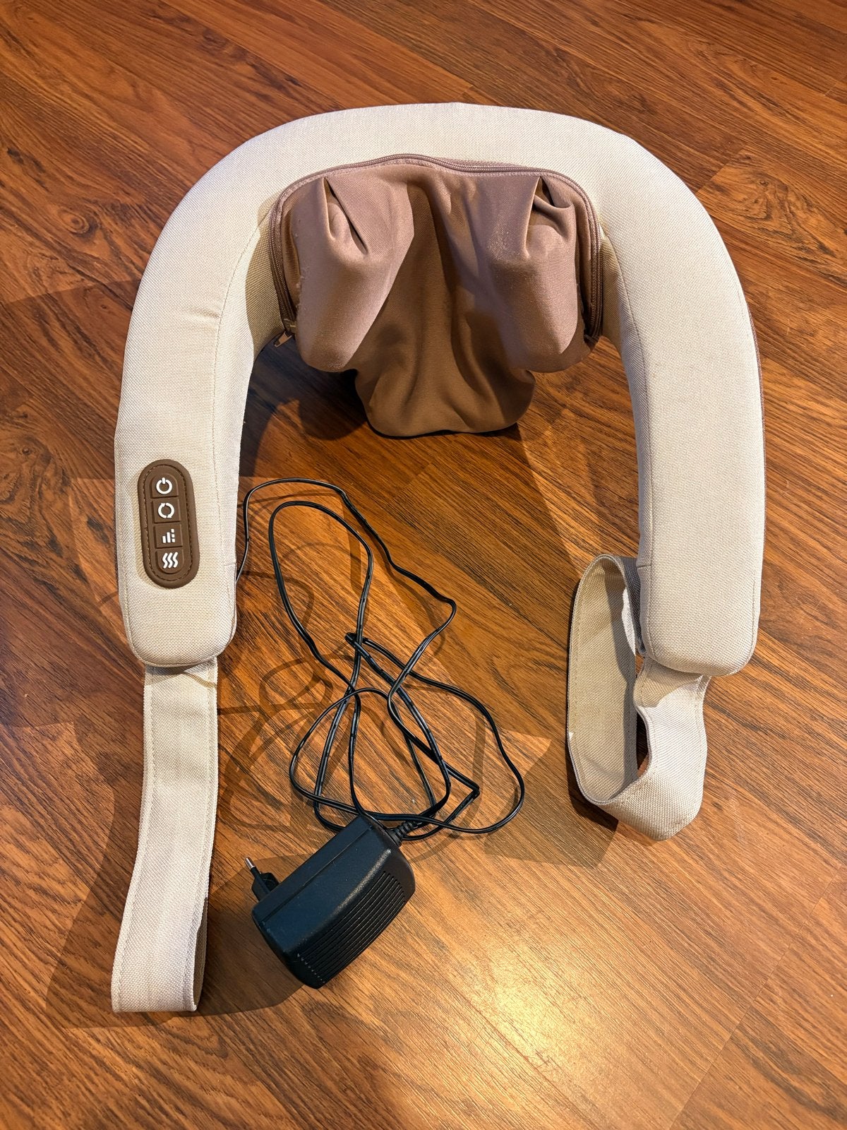 Beurer Shiatsu Nek- en Rugmassageapparaat MG 150, Sport en Fitness, Ophalen of Verzenden, Zo goed als nieuw, Apparaat