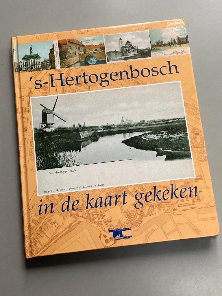 atlas / 's-Hertogenbosch in de kaart gekeken / 2005, Boeken, Atlassen en Landkaarten, Zo goed als nieuw, Overige atlassen, Nederland