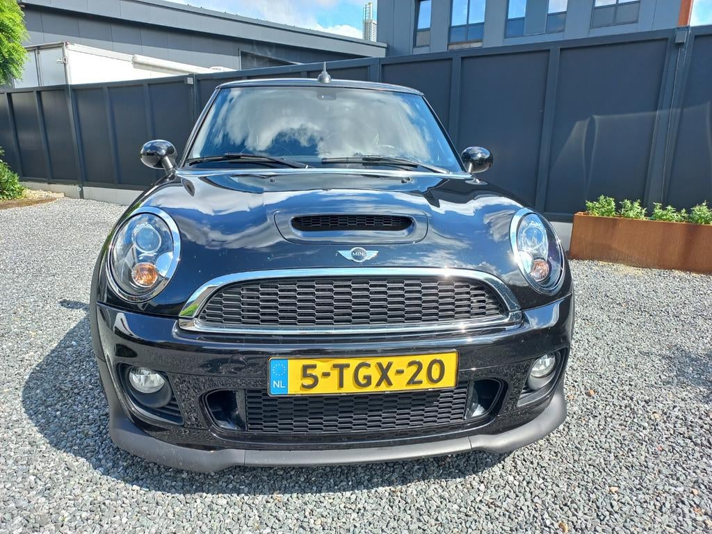 Mini 1.6 Cooper S cabrio John Works pakket 2014 Zwart, Auto's, Zwart, 4 cilinders, Cabriolet, 4 stoelen