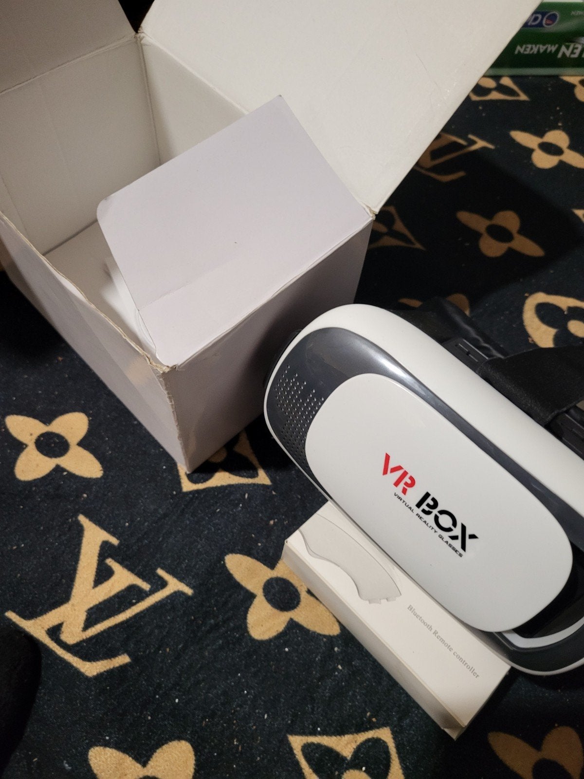 Zeldzame VR Box Virtual Reality Bril voor Gaming, Spelcomputers en Games, Ophalen of Verzenden, Zo goed als nieuw, VR-bril, Telefoon