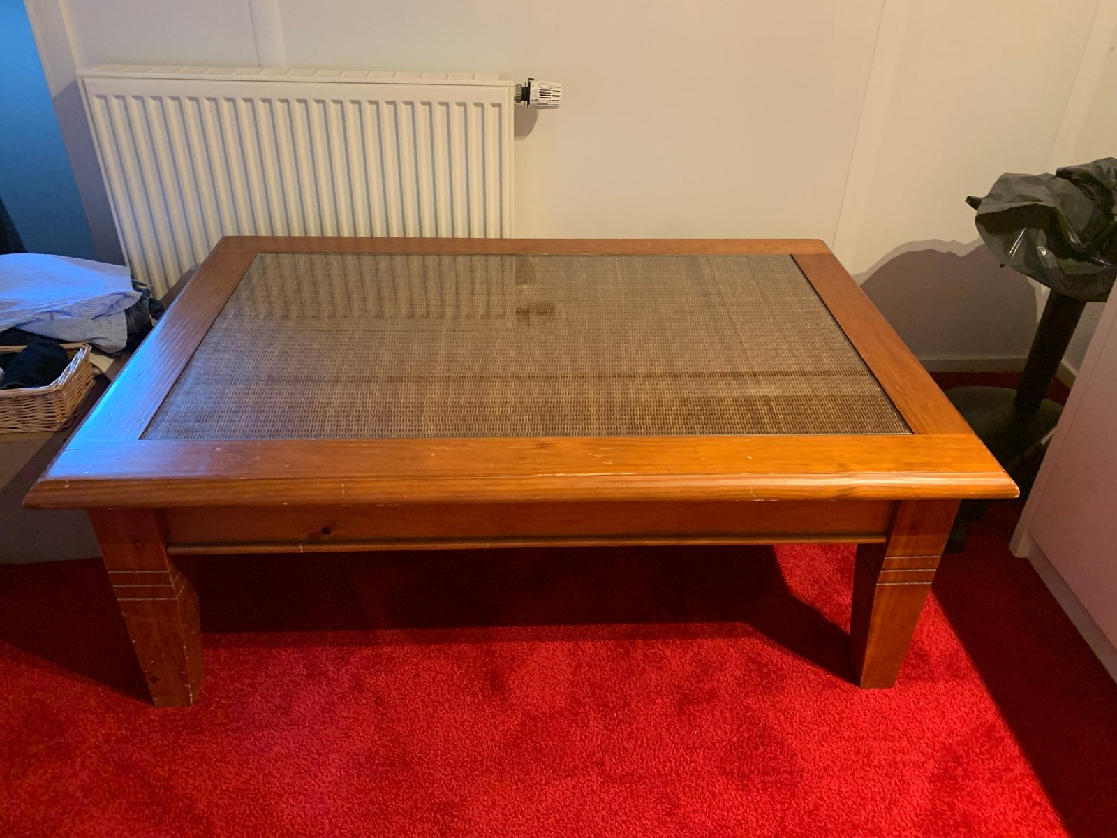 Grenen houten salontafel met glazen blad, Ophalen, Gebruikt, 100 tot 150 cm, 50 tot 100 cm