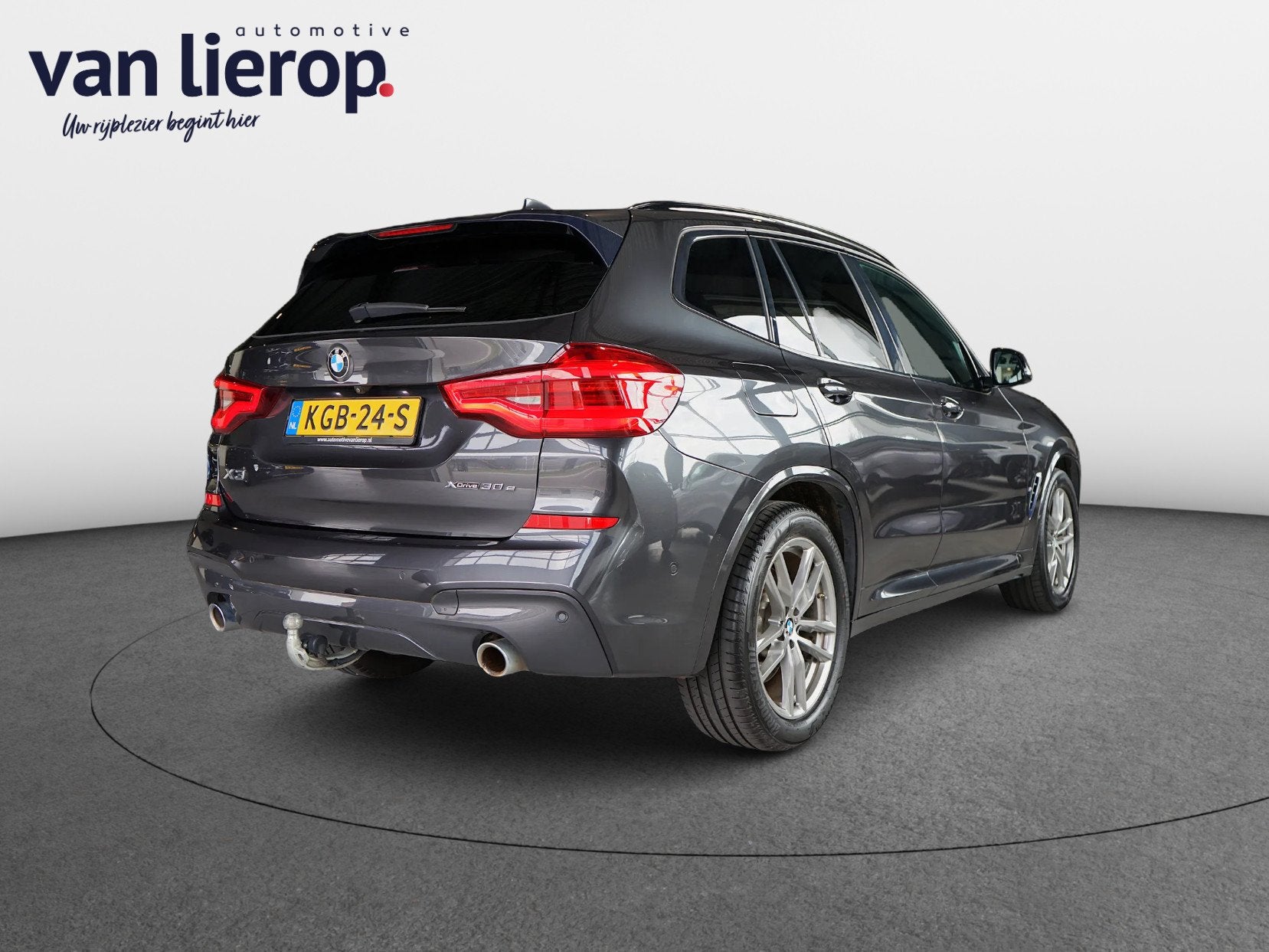 BMW X3 XDrive30e M-SPORT | TREKHAAK | CAMERA | CARPLAY, Automatische klimaatregeling, Gebruikt, 4 cilinders, 2000 kg