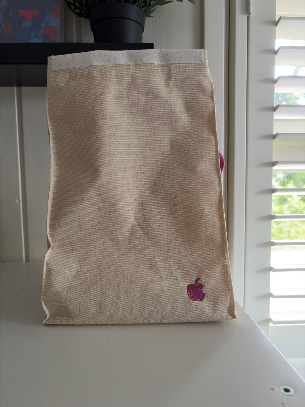 Apple medewerker eat well challenge, Dieren en Toebehoren, Ophalen of Verzenden, Zo goed als nieuw
