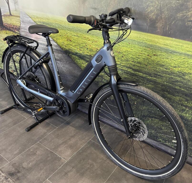 AANBIEDING: Gazelle Ultimate C8+ – NIEUW - €1000,- Voordeel, Koninklijke Gazelle N.V., Wilhelminaweg 8 6951 BP Dieren Nederland