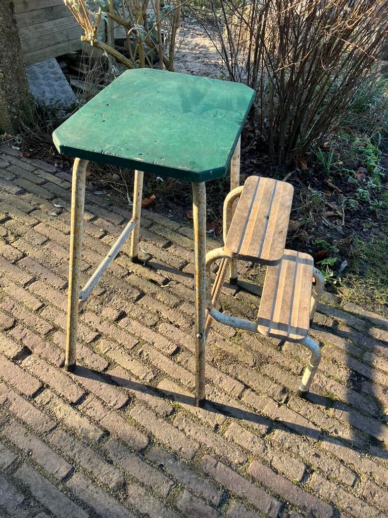 Retro vintage huishoudtrap groen beige, Doe-het-zelf en Verbouw, Ladders en Trappen, Ophalen, Gebruikt, Ladder, Opvouwbaar of Inschuifbaar