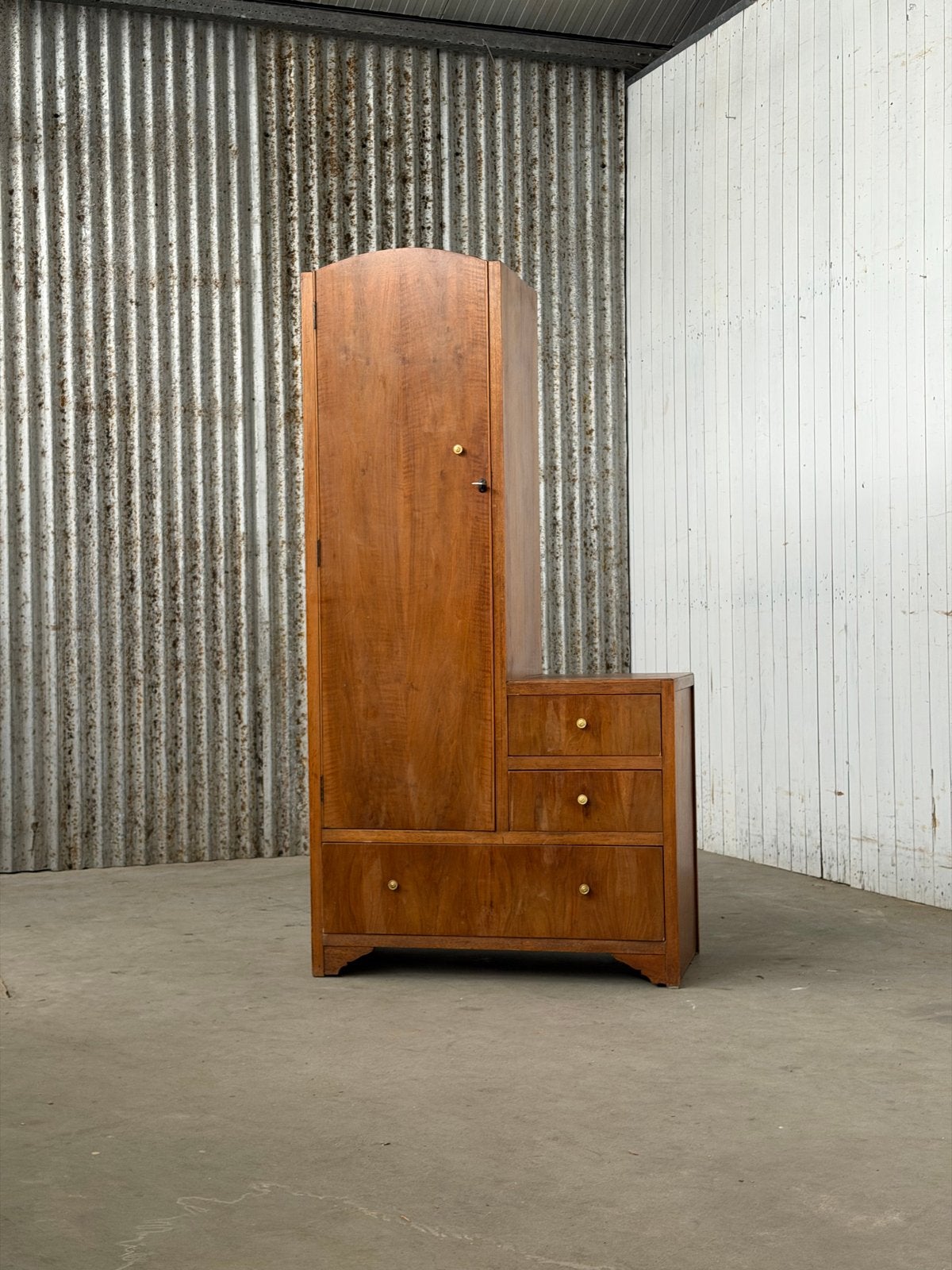 Art Deco kast Engeland wandmeubel hanggedeelte en laden 1940, Ophalen