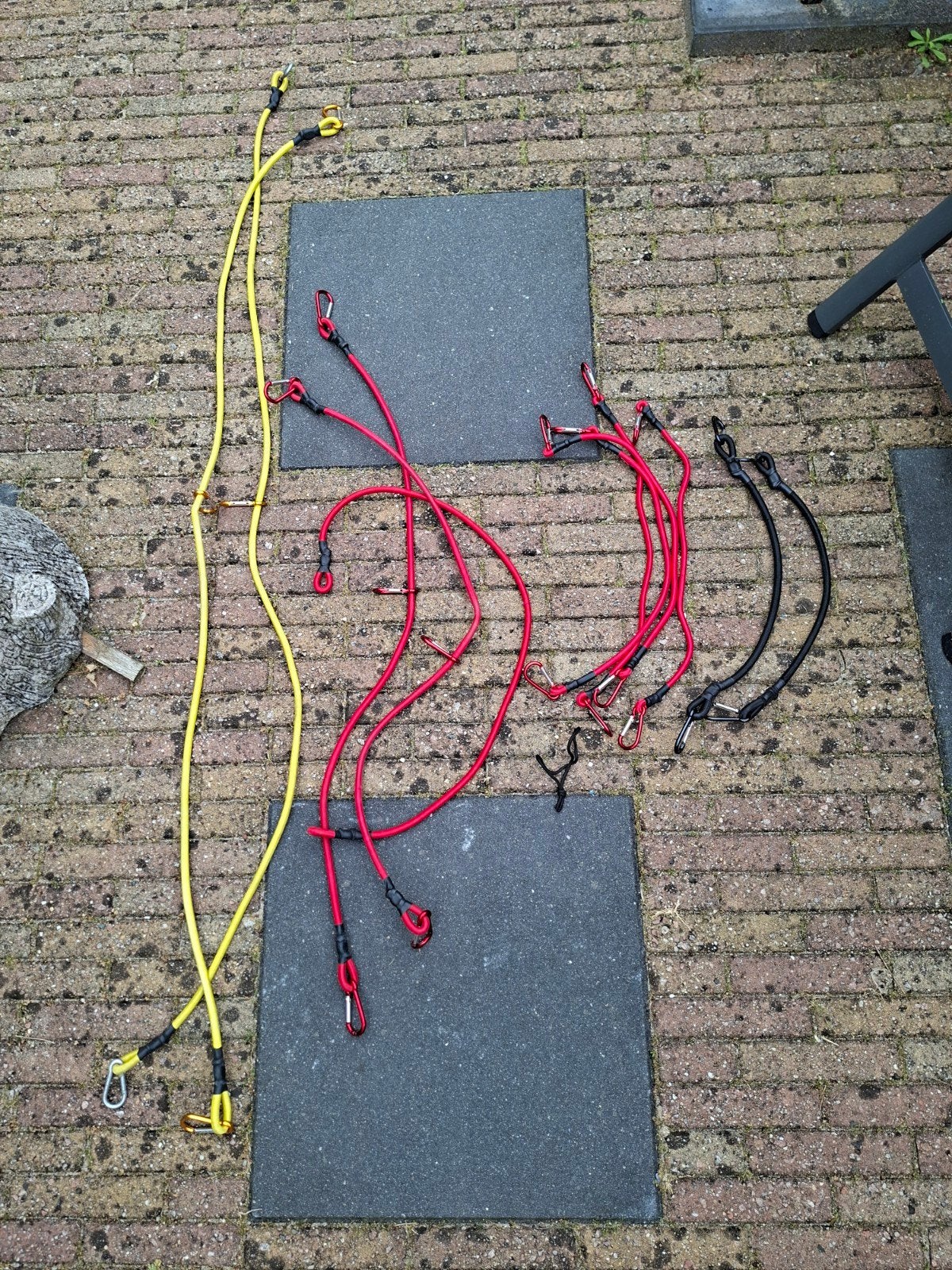 12 Stuks elastieken met diverse lengtes en haken, Ophalen of Verzenden, Klimsport-accessoire