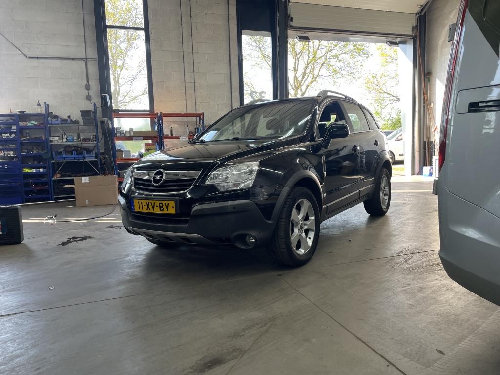 Opel Antara 2.0 CDTi Enjoy 4x4 Export (bj 2007, automaat), Auto's, Opel, Gebruikt, 4 cilinders, 150 pk, Zwart
