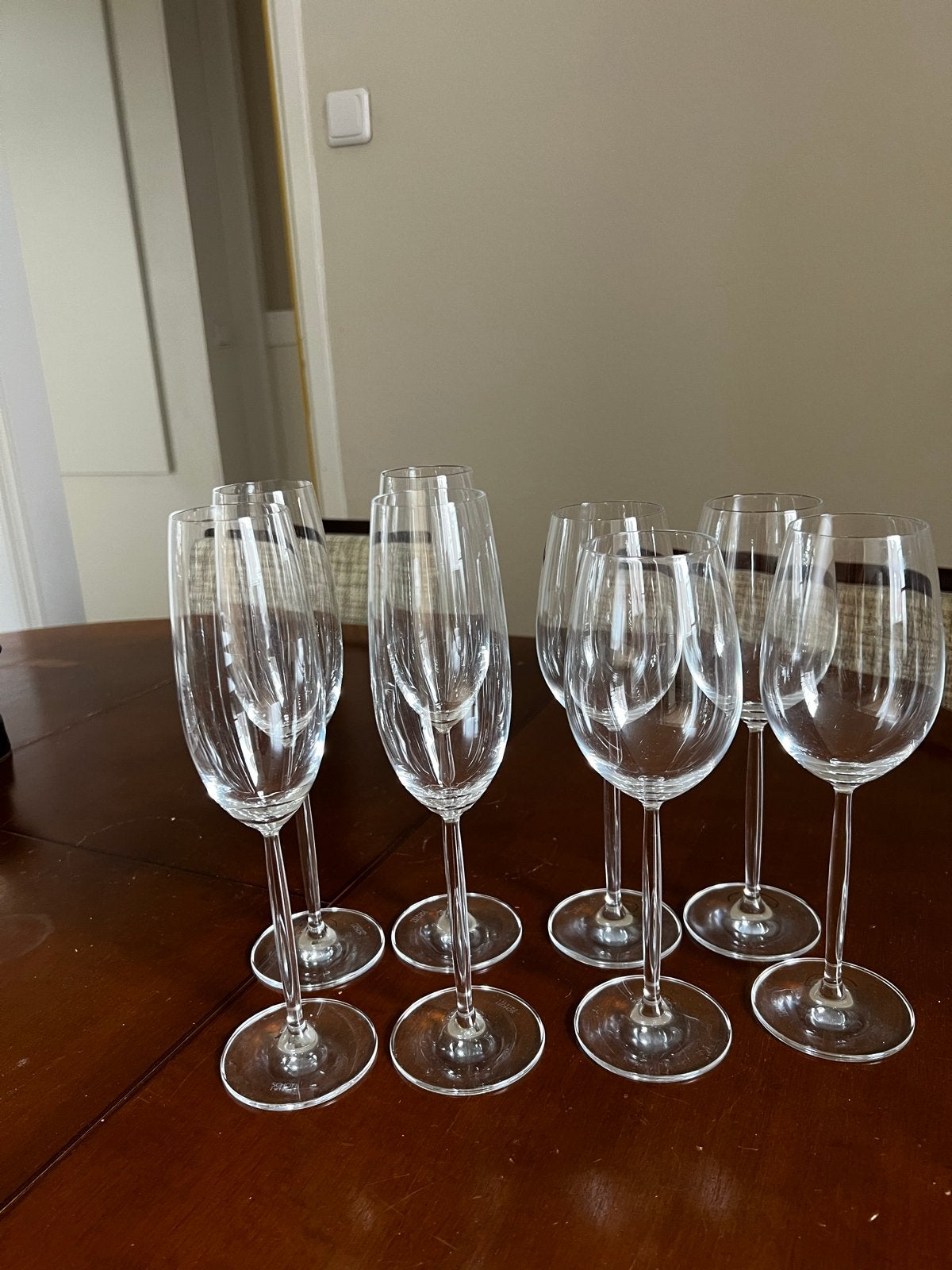 Set van 4 wijnglazen en 4 champagneglazen Schott Zwiesel, Ophalen