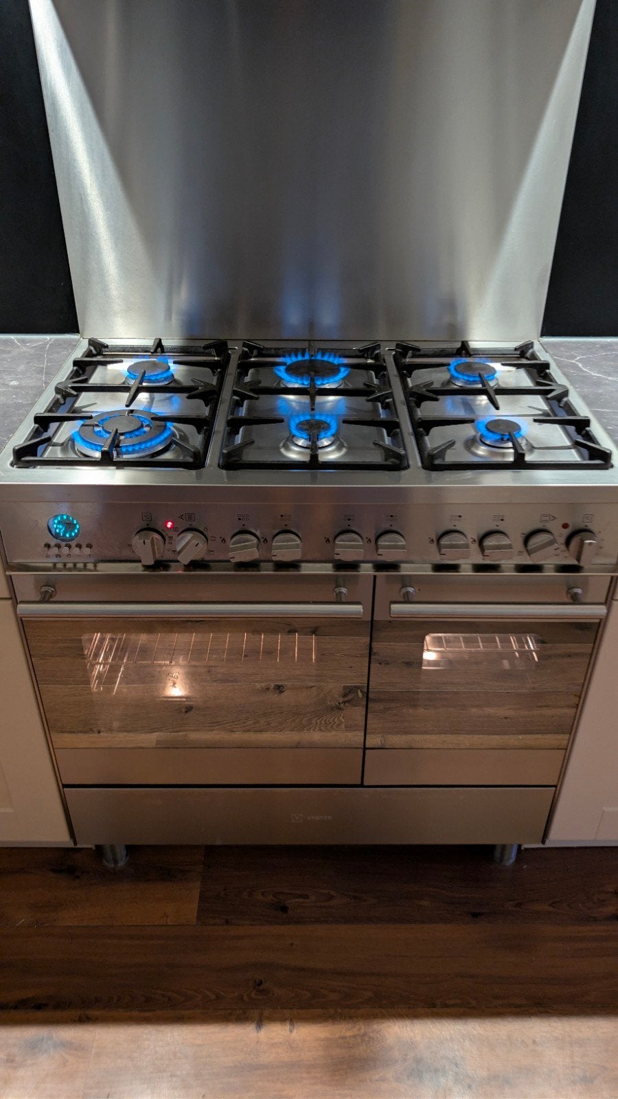 M-System FN96 6-pits gasfornuis + multifunctionele maxi-oven, Witgoed en Apparatuur, Fornuizen, Ophalen, Gebruikt, Warmhoudplaat
