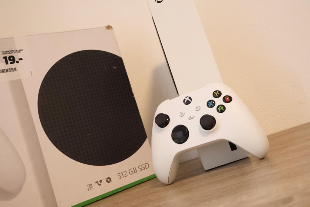 Xbox Series S 120FPS + 1 Controller + 8 Spellen, Ophalen of Verzenden, Zo goed als nieuw, Xbox Series S