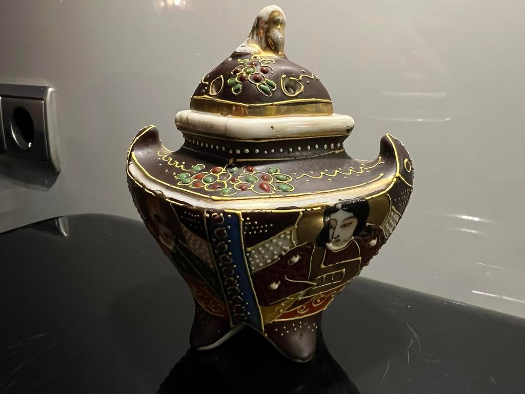 Satsuma Japans wierook potje met deksel, prachtig!, Antiek en Kunst, Antiek | Keramiek en Aardewerk, Ophalen of Verzenden