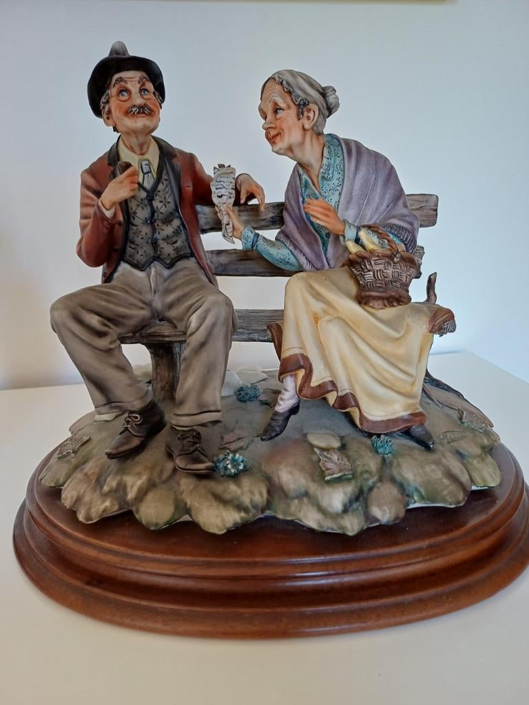 Capodimonte Beeldjes, Ophalen