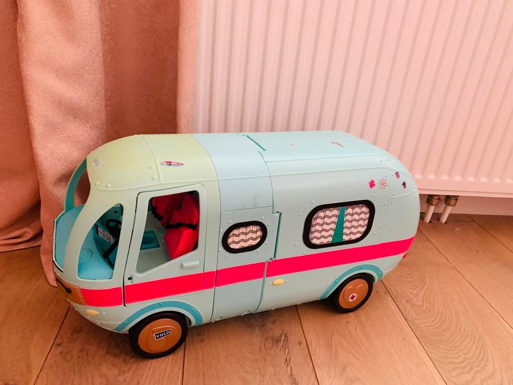 LOL OMG camper, Ophalen of Verzenden, Zo goed als nieuw