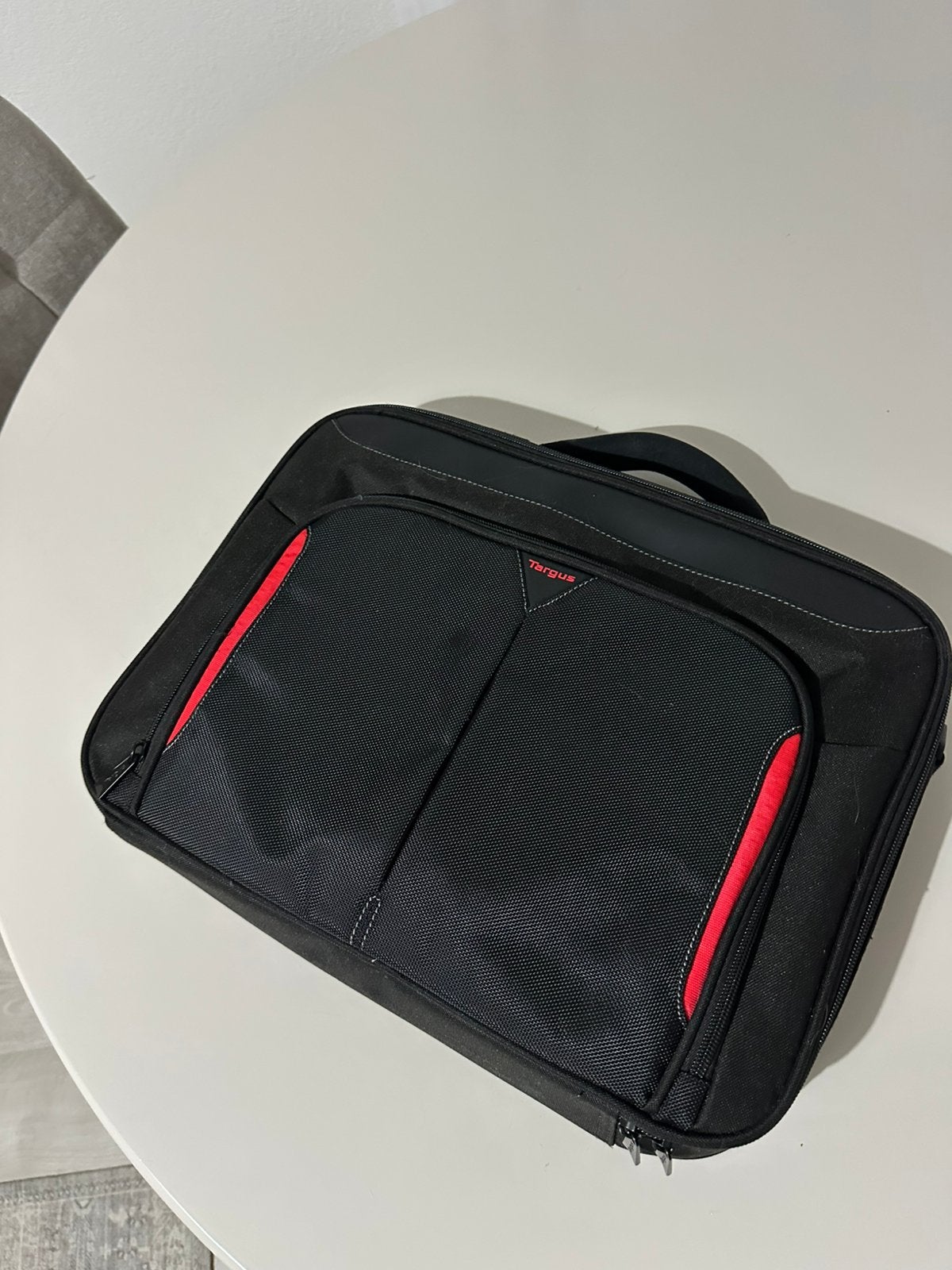 Zeer Nette Laptoptas voor 14 en 16 Modellen, Computers en Software, Ophalen of Verzenden, 17 inch of meer, Zo goed als nieuw, Zwart