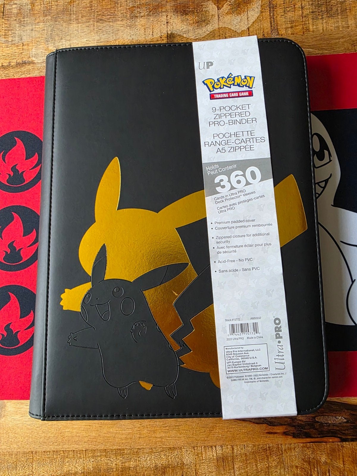 Ultra Pro binder Pikachu, Verzenden, Zo goed als nieuw