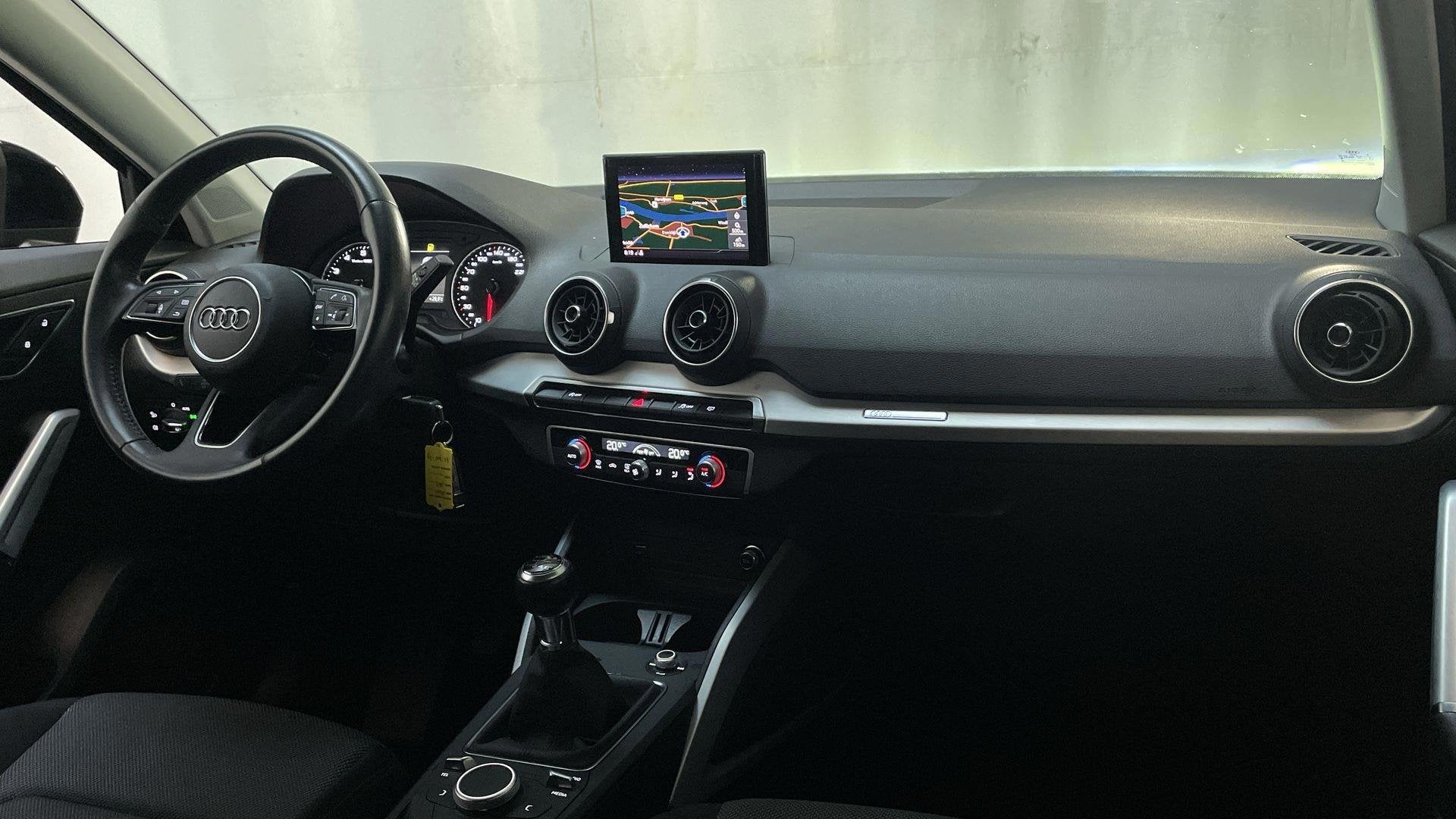 Audi Q2 30 TFSI Epic LED Navigatie Climate Control Parkeerse, Voorwielaandrijving, Stof, Gebruikt, 1200 kg