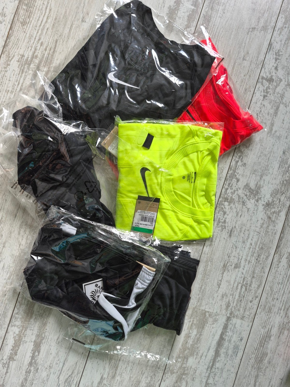 Nike KNVB Scheidsrechterstenue - Nieuw, Zwart, Nike, Ophalen of Verzenden, Voetbal