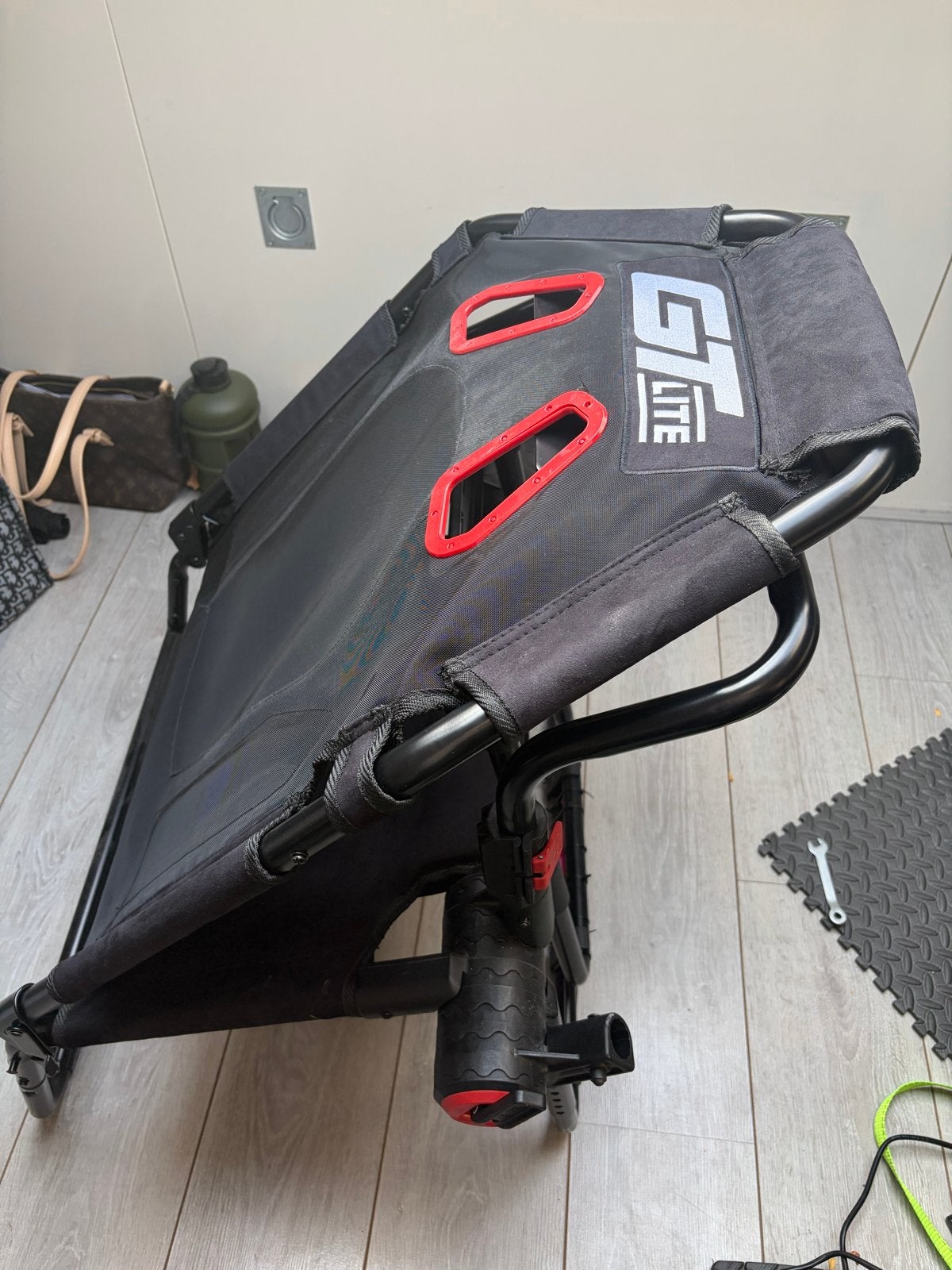 Next Level GT Lite Opvouwbaar Sim Racing Cockpit Frame, Ophalen, Zo goed als nieuw