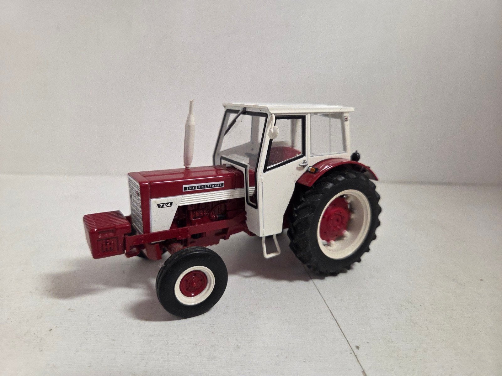 Replicagri Case International 724 1:32, Overige merken, ., Tractor of Landbouw, Ophalen of Verzenden