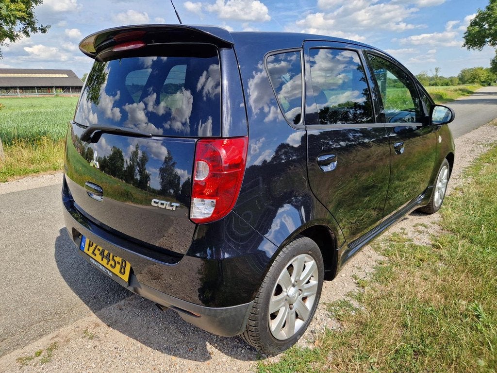 Mitsubishi Colt 1.3 Edition Two perfect onderh. met stoelver, Auto's, Mitsubishi, Euro 5, Stof, Gebruikt, Stoelverwarming