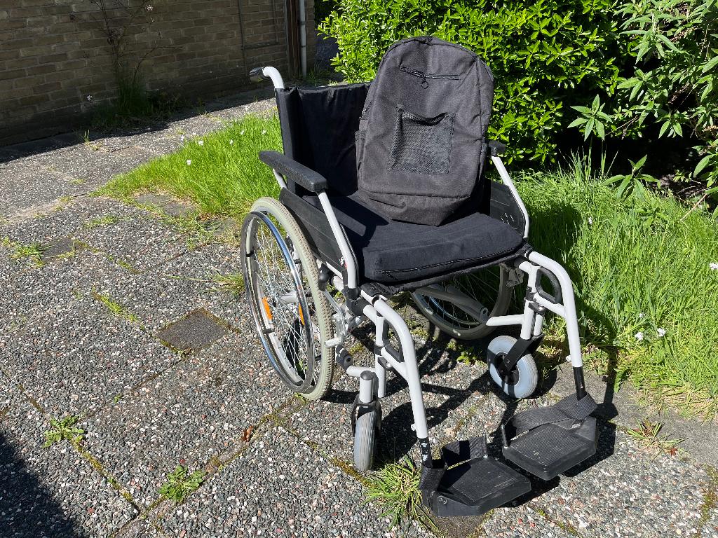 Rolstoel, Scootmobiel & Rollator, Ophalen, Inklapbaar, Zo goed als nieuw, Duwrolstoel