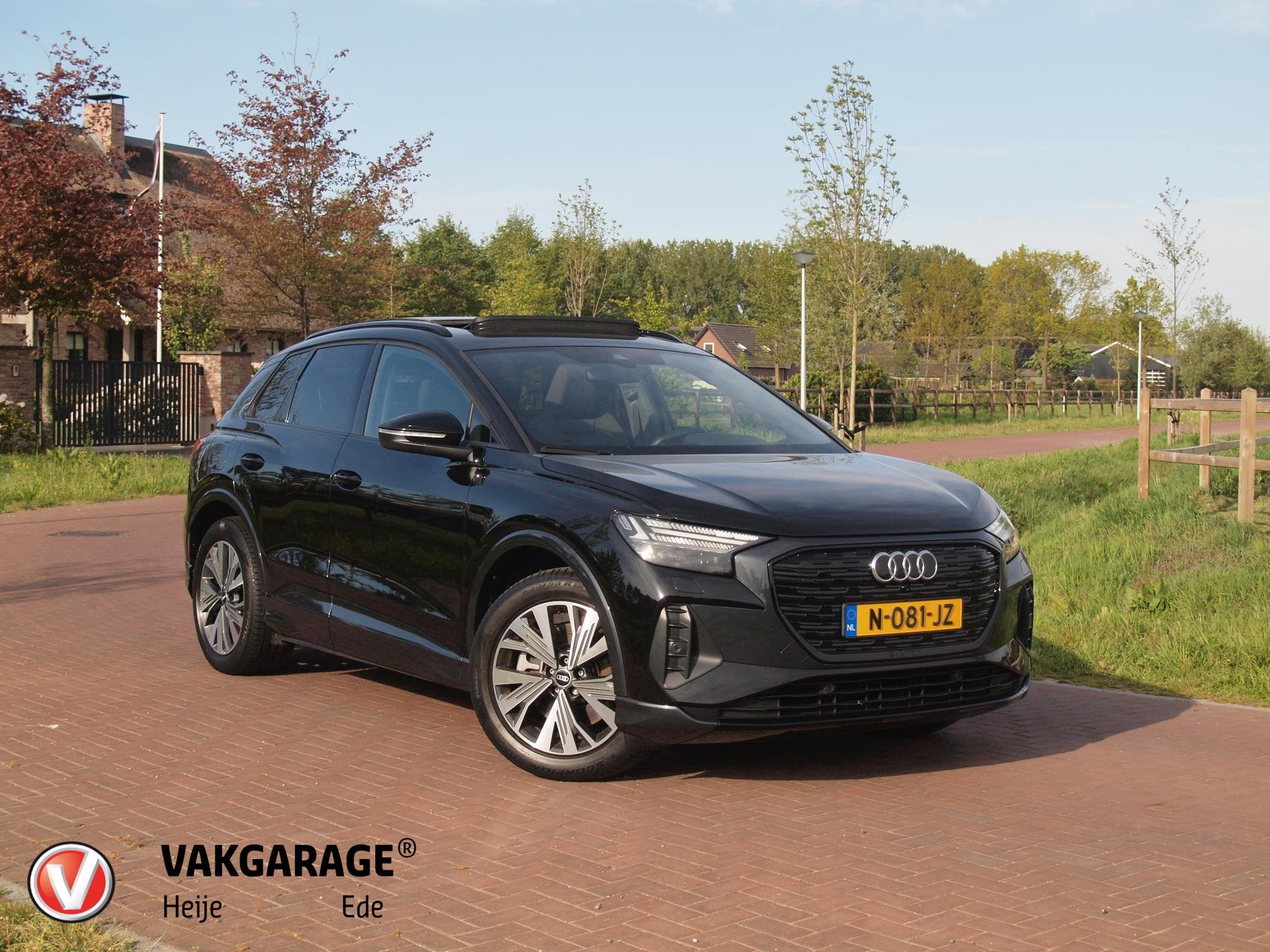 Audi Q4 e-tron 40 Launch edition Advanced Plus 77 kWh | SOH, Auto's, Audi, Automaat, Dealer onderhouden, Zwart, Zwart