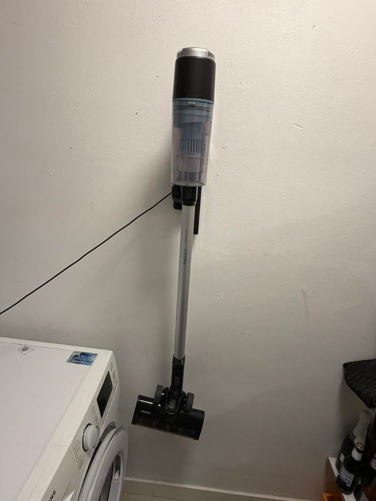 PHILIPS 300 serie snoerloze stofzuiger, Witgoed en Apparatuur, Ophalen, Zo goed als nieuw, Reservoir