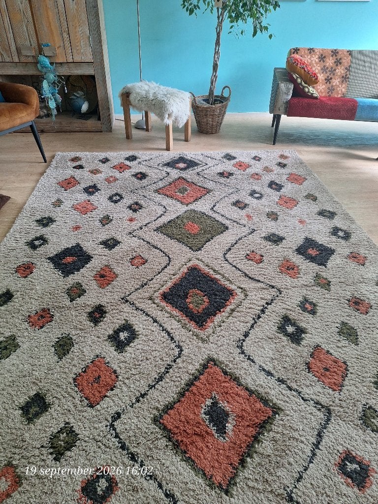 Vloerkleed 200 bij 290 cm, Ophalen, Shaggy, bohemian, Beige, 150 tot 200 cm
