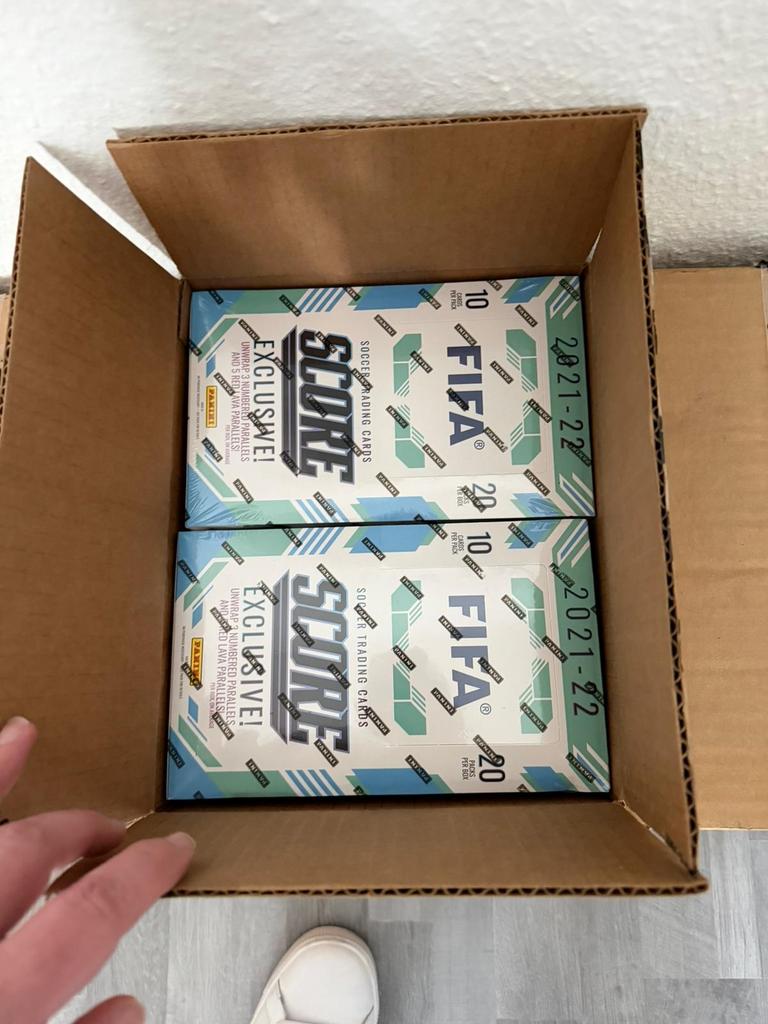 Panini Score 2021-2022 FIFA Soccer Trading Cards Box, Postzegels en Munten, Postzegels | Volle albums en Verzamelingen, Ophalen of Verzenden