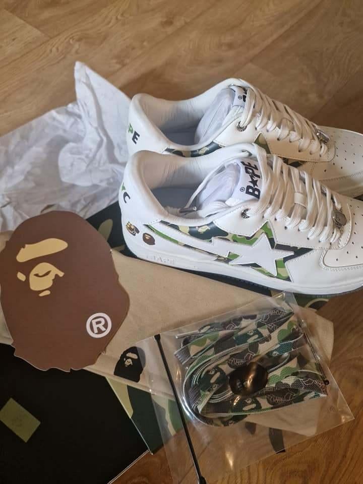 Bape x Yuga Bapesta #556 / 1000 Size 8.5, Kleding | Heren, Schoenen, Wit, Ophalen of Verzenden, Bape, Sneakers of Gympen