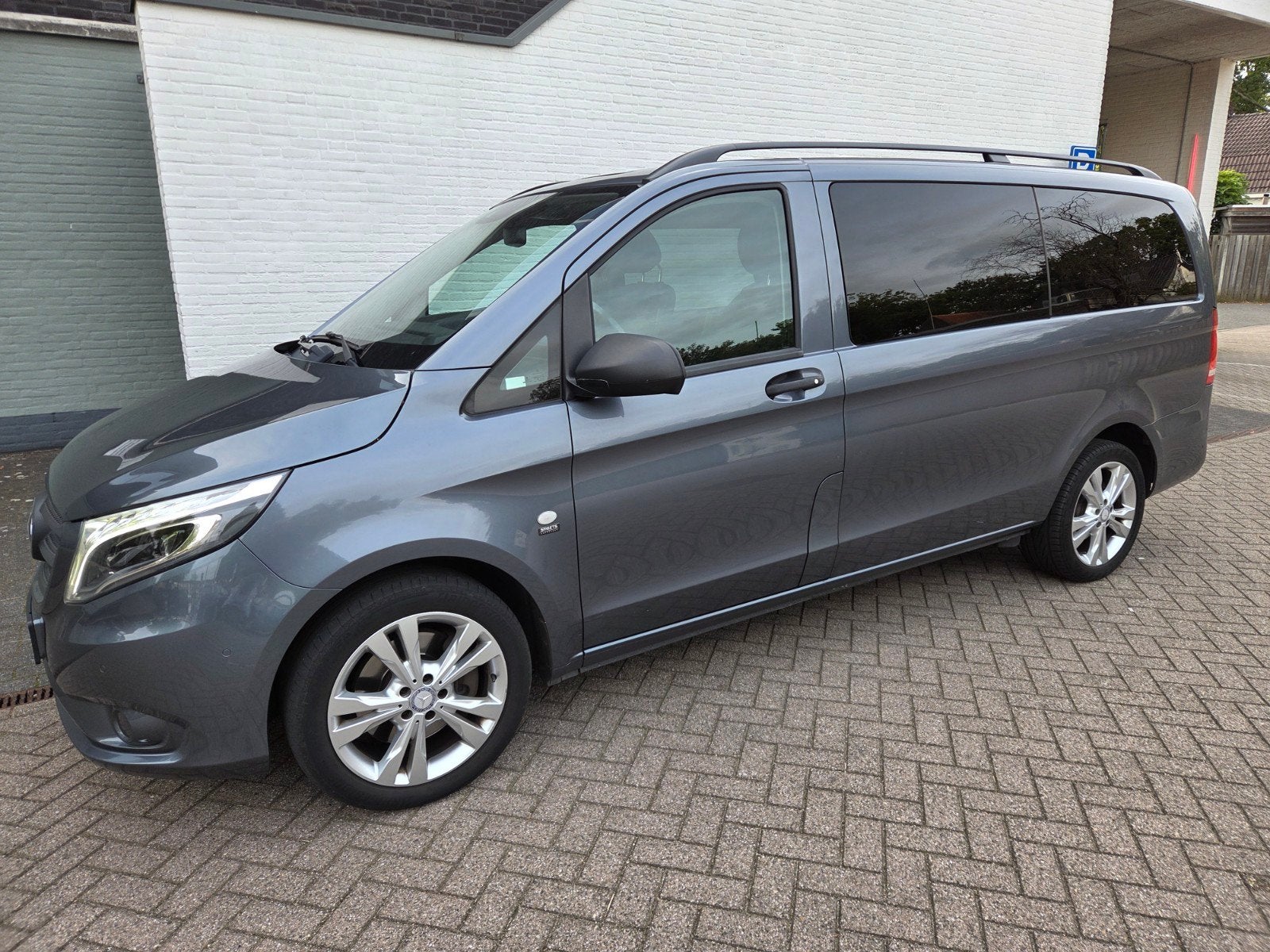 Mercedes-Benz Vito 2.1 CDI 140KW Business Van 2016, Auto's, Automaat, Euro 6, 2500 kg, Diesel