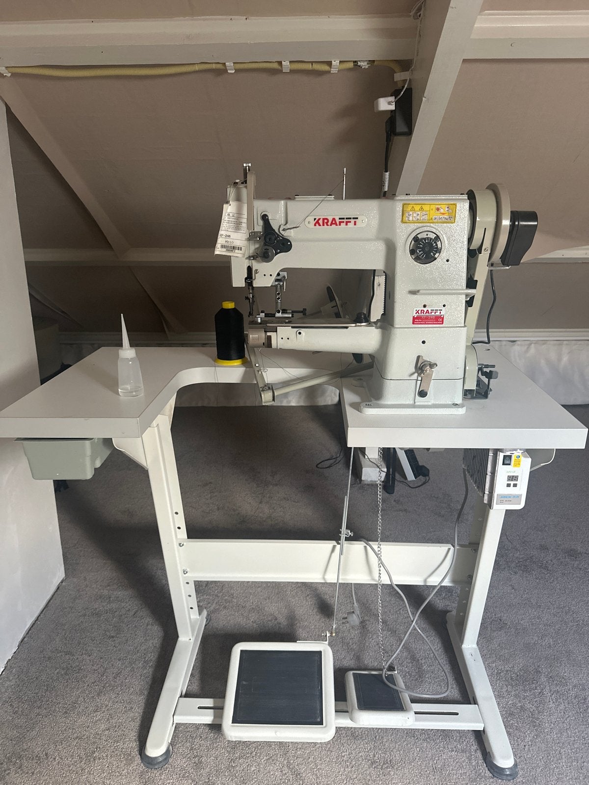 Krafft Industriële Naaimachine KF-246 - Nieuw, Nieuw, Naaimachine, Industrieel, Ophalen