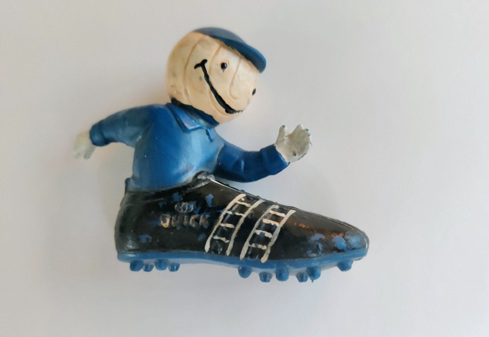 Vintage voetbalspeler in Quick voetbalschoen, Ophalen of Verzenden, Buitenlandse clubs