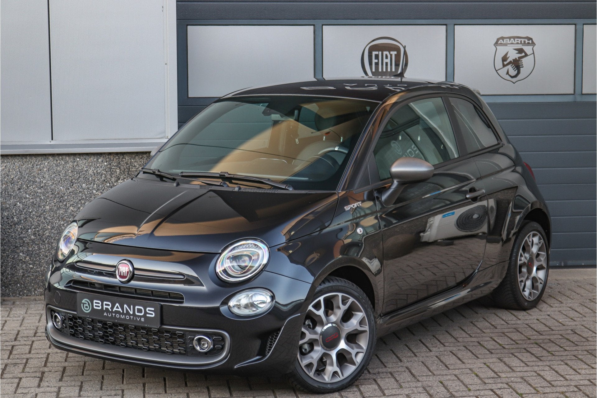 Fiat 500 1.0 Hybrid Sport Vol opties Uniek Garantie, Dealer onderhouden, Gebruikt, Met garantie (alle), 4 stoelen