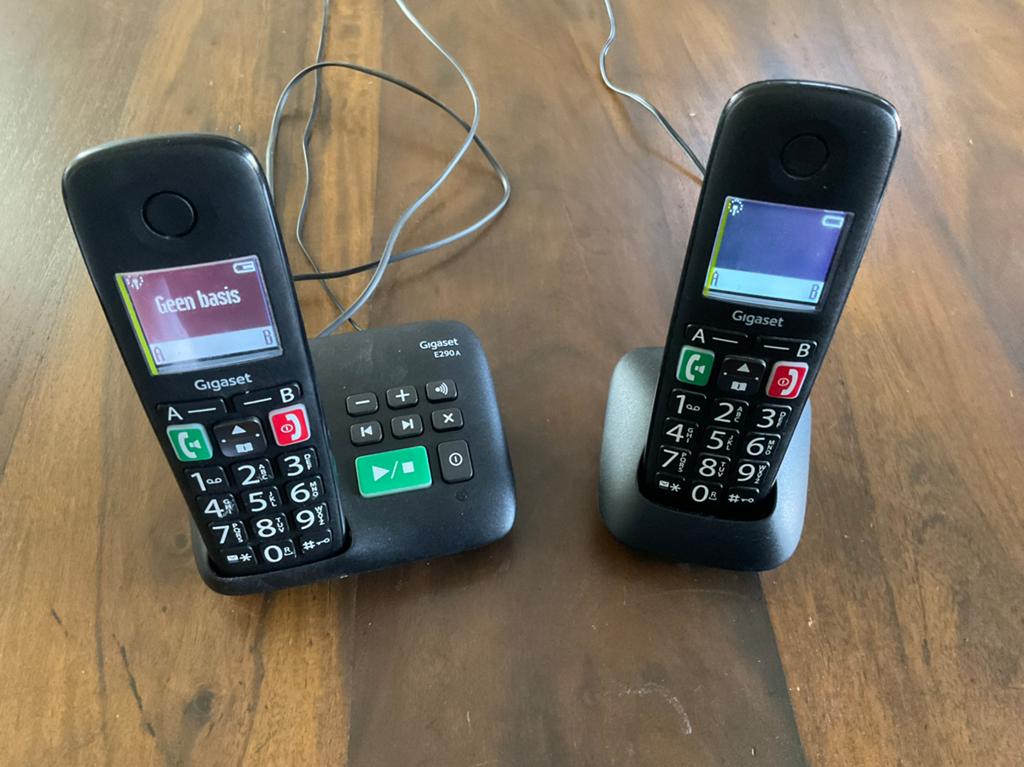 Vaste telefoon,, Ophalen, Gebruikt, 2 handsets